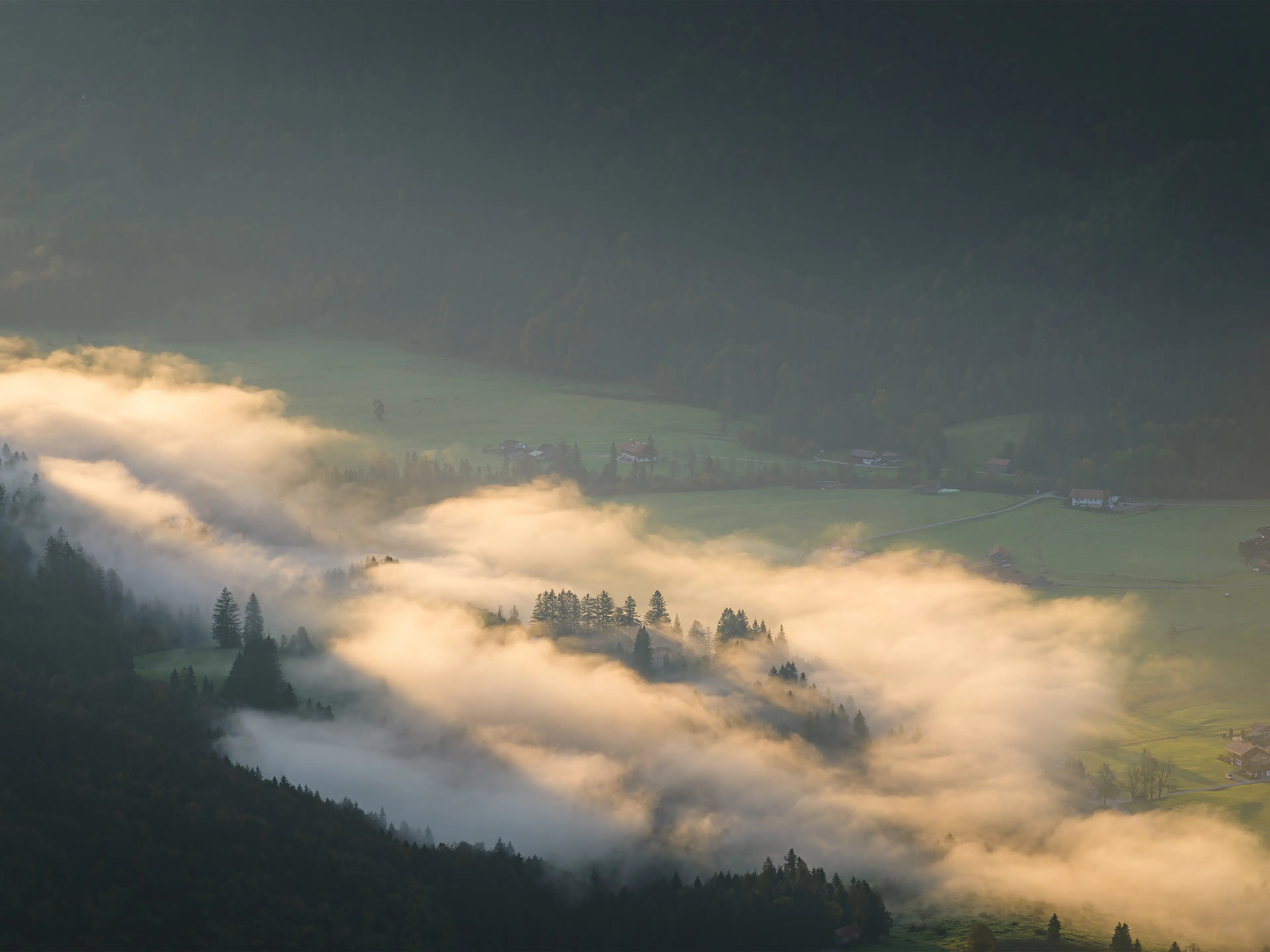 Im Tal gibt es bei den passenden Bedingungen viele Details zu entdecken.