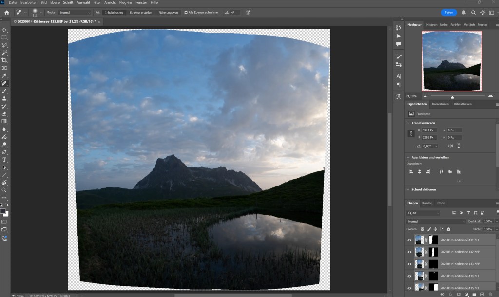 Die Oberfläche von Adobe Photoshop mit der Oberfläche zum Erstellen eines Panoramas.