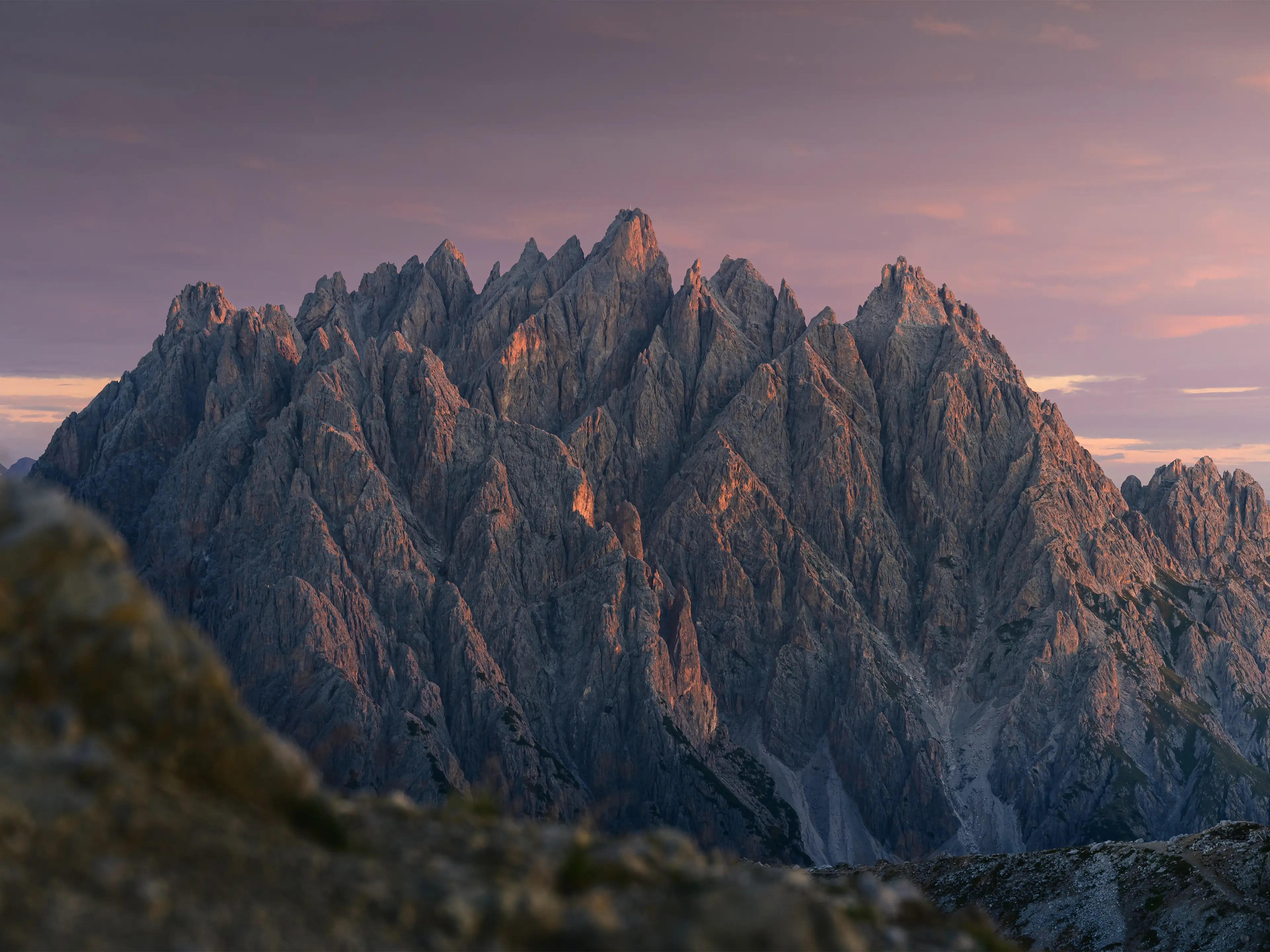 Die schroffen Gipfel des Haunold (Rocca dei Baranci) im Morgenlicht.