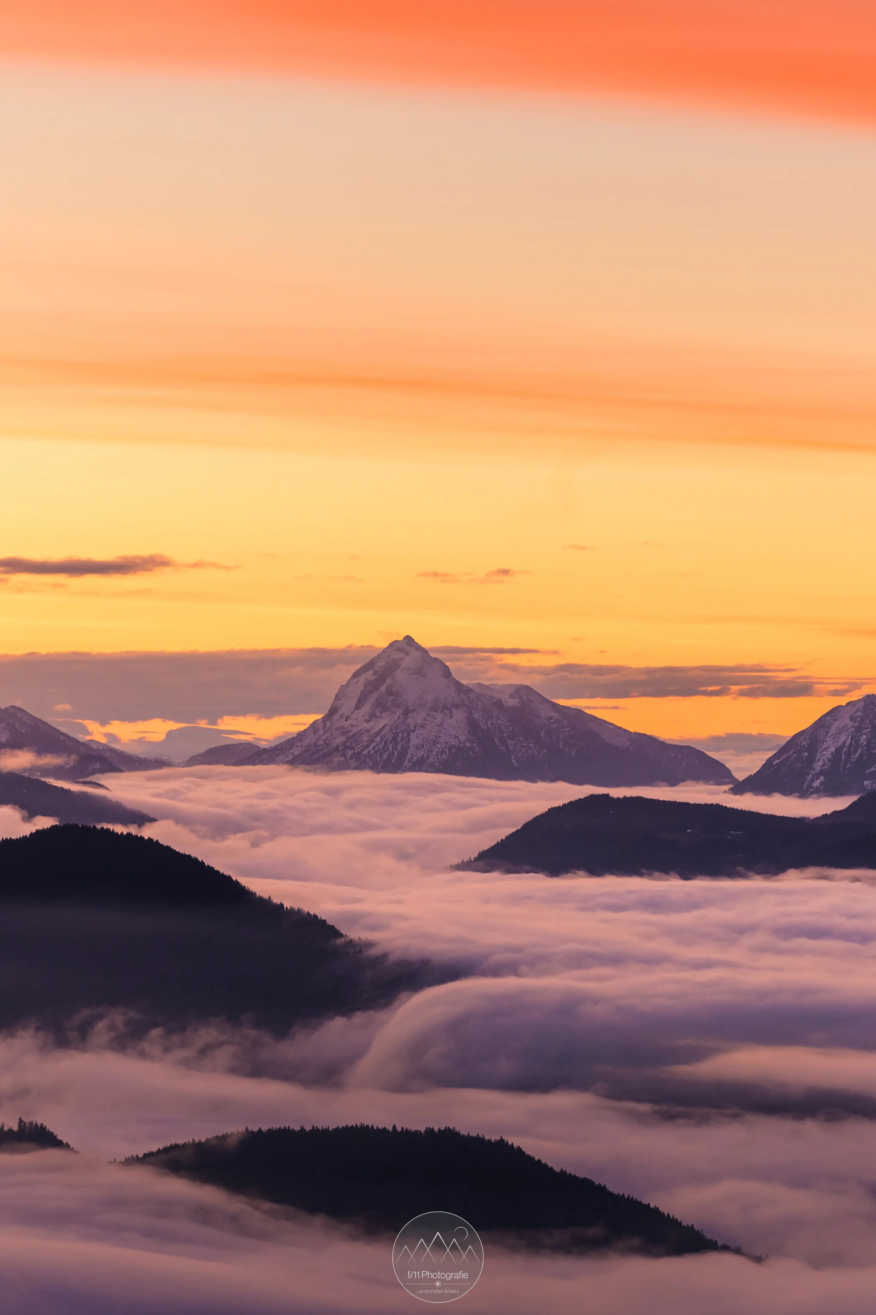Der markante Gipfel des Guffert ist auch ein Teil des Panoramas am Jochberg.