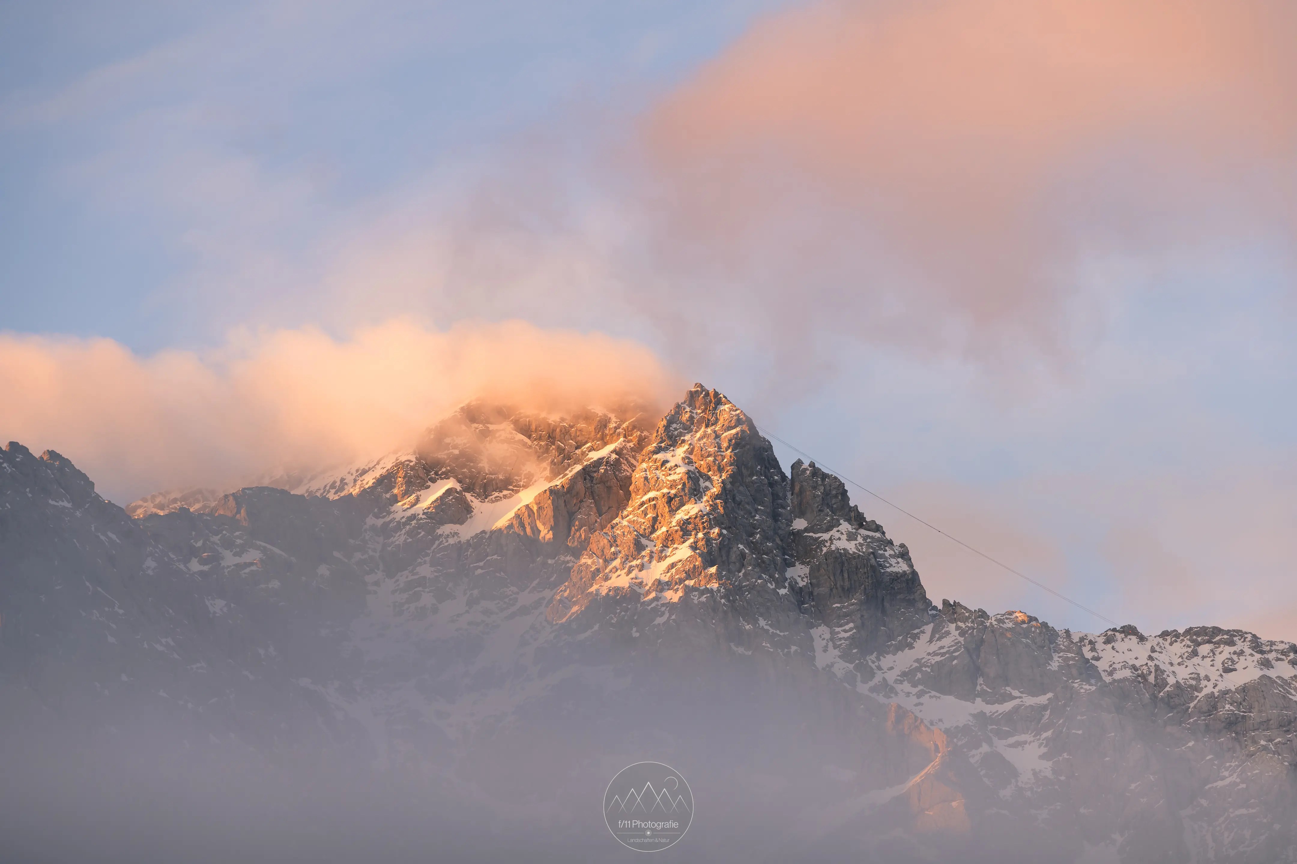 Ab Mai ist der Sonnenaufgang am Eibsee wieder besonders lohnsnwert.