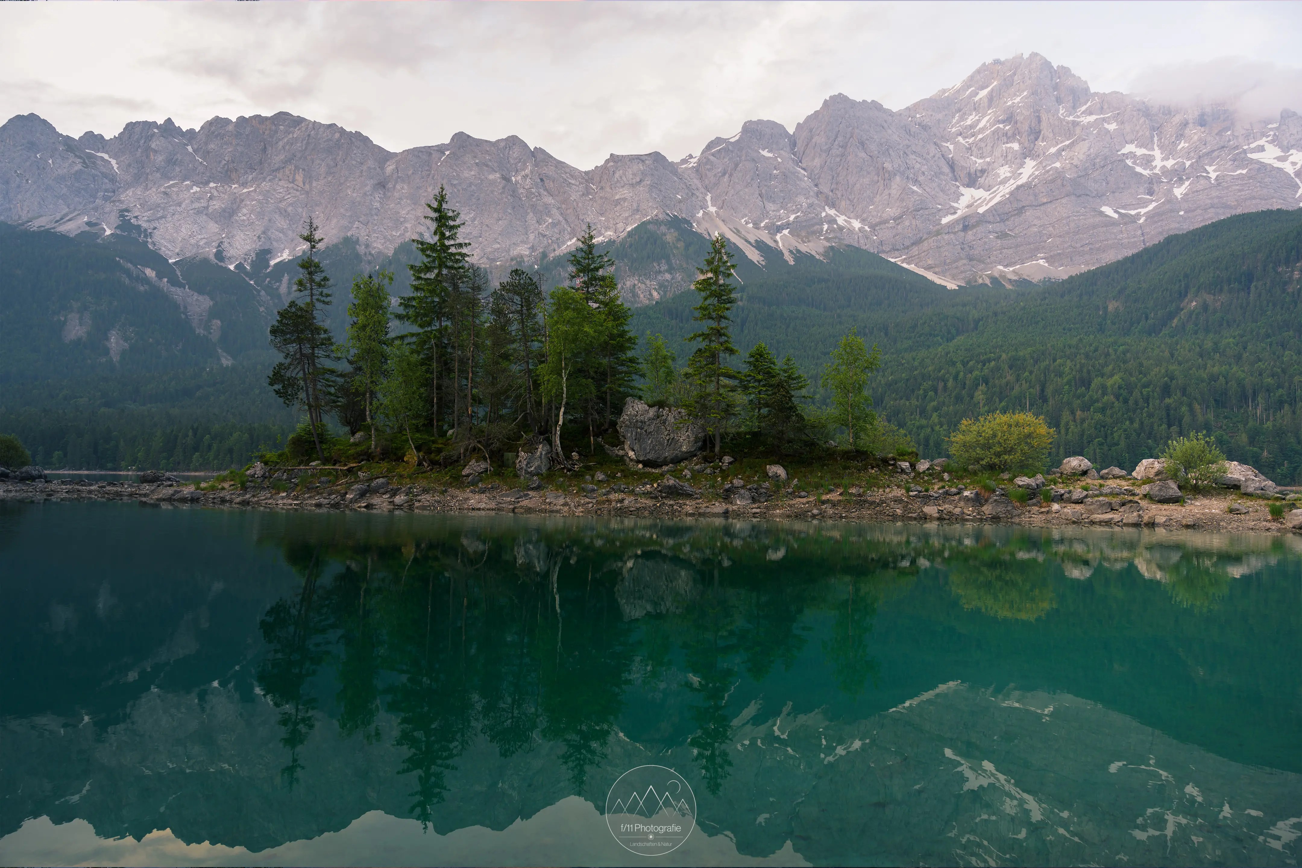 Der Blick auf die Braxeninsel direkt am Hinkelstein ist ebenfalls ein bekanntes und lohnenswertes Motiv.