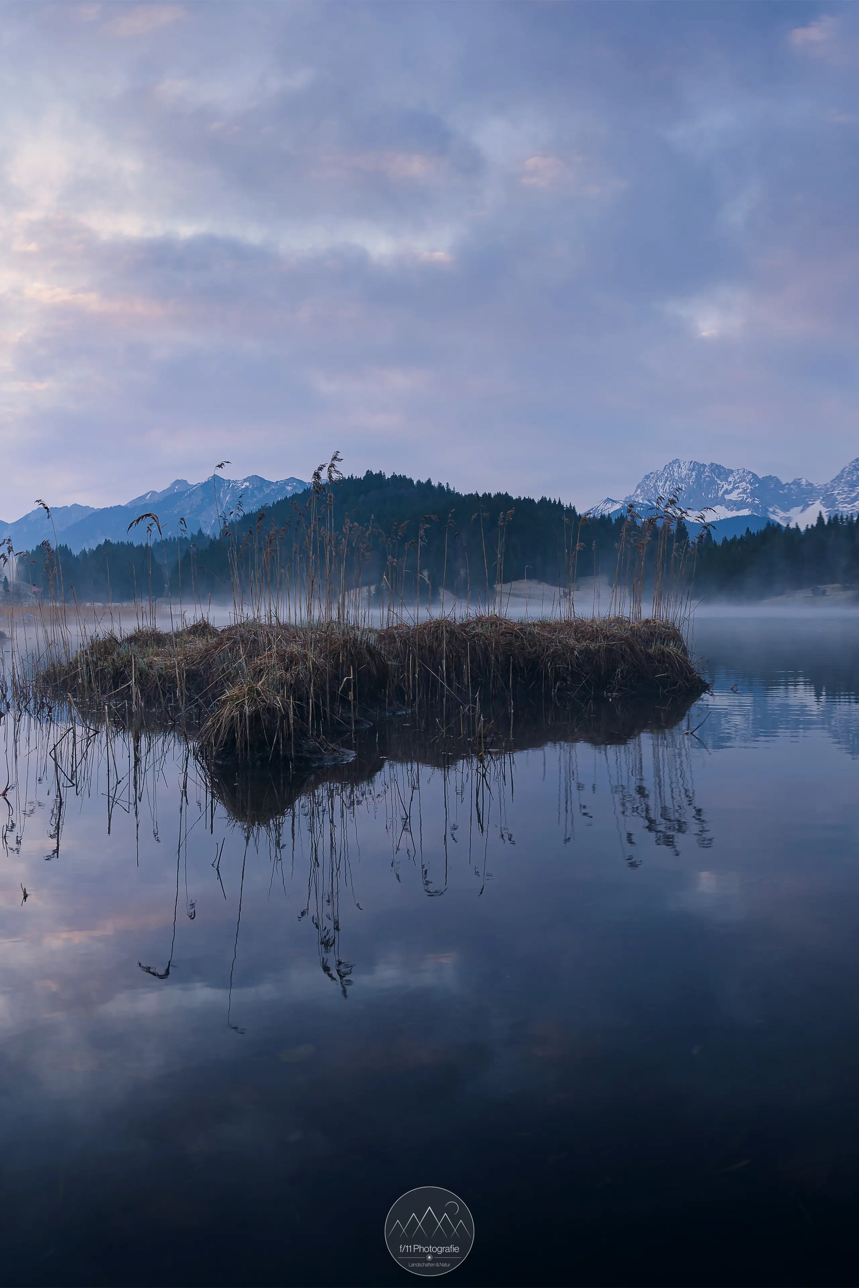 Je höher die Sonne steigt, des mehr fotografische Möglichkeiten, Lichtspiele und Motive ergeben sich rund um den See.