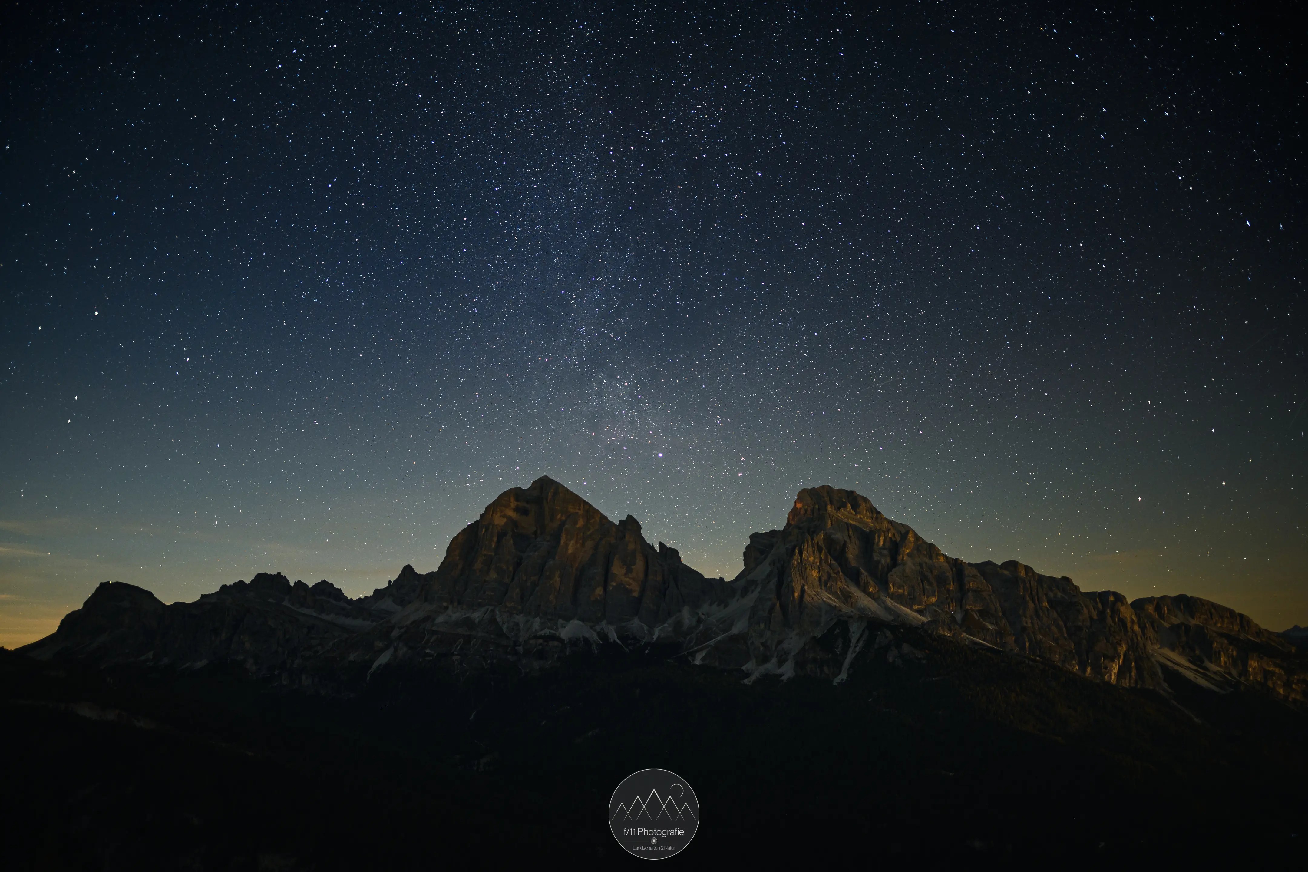 Das Ende der Milchstraße abgelichtet Ende Oktober am Passo Giau in Südtirol.