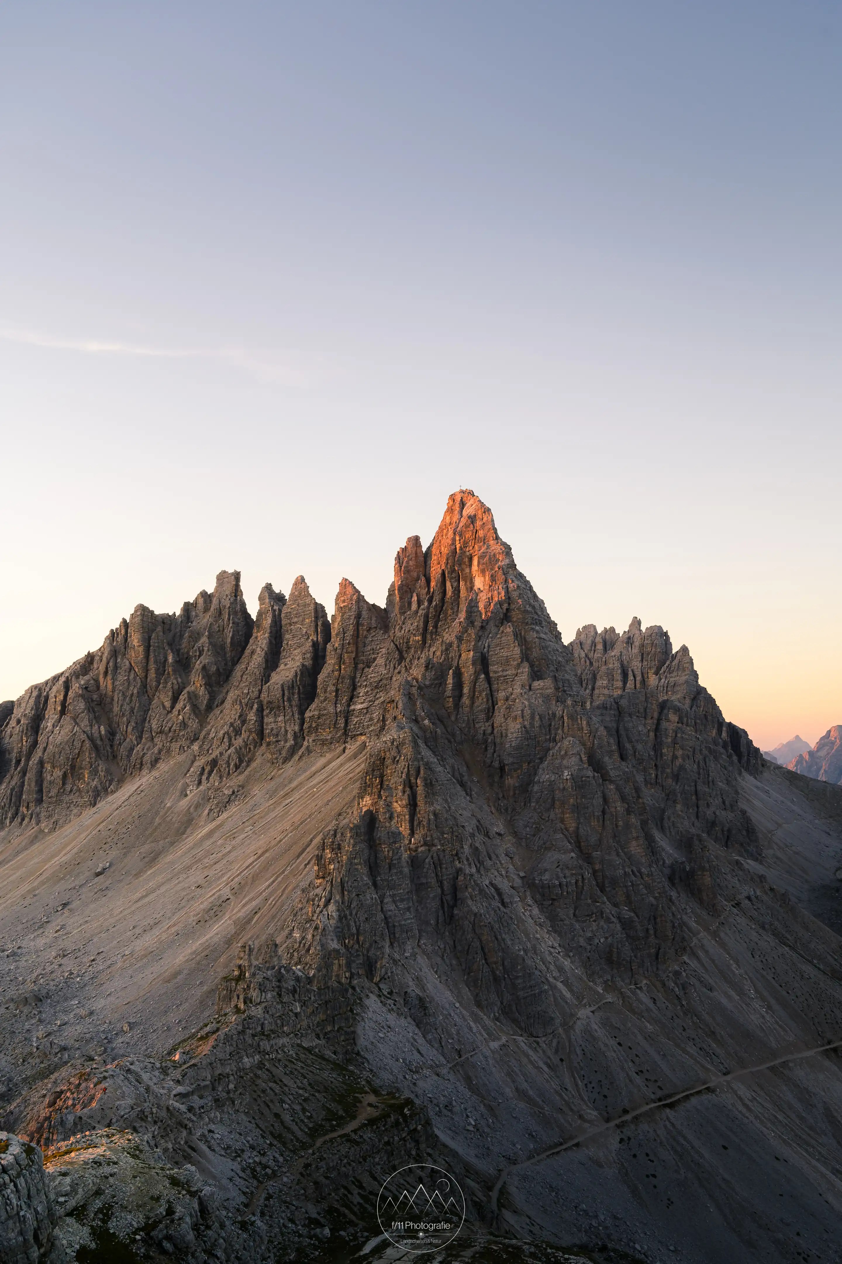 Auch der Blick auf der Paternkofel ist vom Sextner Stein einzigartig.