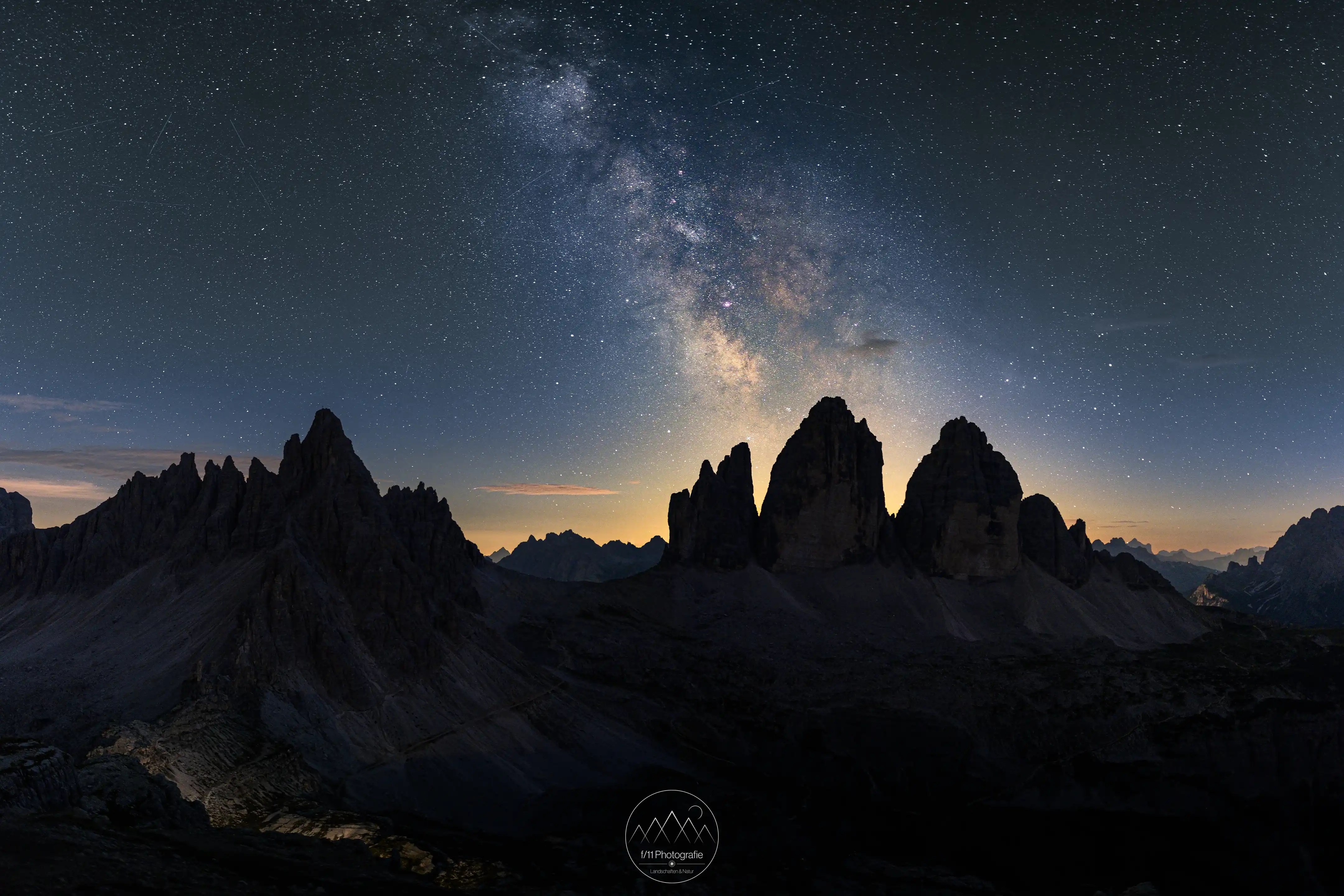 Im Sommer eigenen sich die Drei Zinnen sehr gut als Fotospot zum Fotografieren der Milchstraße.